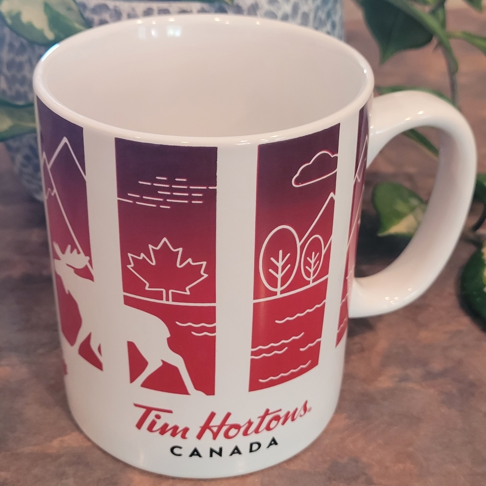 TIM HORTONS 2016 Canada Ceramic Coffee Mug Traveller's Du Voyageur Collection